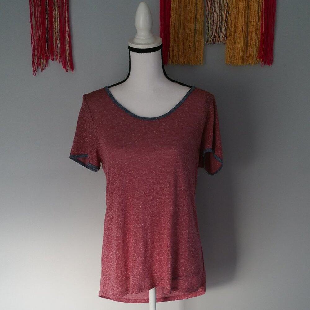 LulaRoe Short Sleeve Classic Tee Size Small
